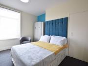 Quiet, modern and clean house share, close to town... Quiet, modern and clean house share, close to town...