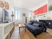 Quiet & modern loft conveniently located, Marseille...