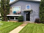 Quiet one bedroom suite in 4 plex west end Quiet one bedroom suite in 4 plex west end