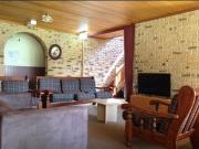 QUIET STUDENT ACCOMMODATION WITH IN GROUND POOL & AIR...