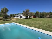 Quinta 3 ambientes con pileta en Villa Adriana