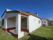 Quinta 3 ambientes con pileta en Villa Adriana