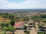 Quinta com 5,5 hectares e várias casas em Portalegre Quinta com 5,5 hectares e várias casas em Portalegre