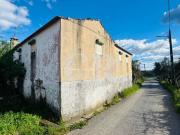 Quinta com casas de pedra para recuperar, poço e furo