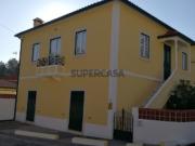 Quinta com moradia T4, localizada em Bezelga de Cima,...