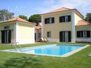 Quinta da Marinha Moradia T6+1 para Arrendamento Sem Móveis