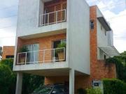 Quinta da Vila Real Casa com 03 suítes e área de lazer!