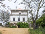 Quinta de 10.300m2 com Palacete do sec. Xix em Serpa...