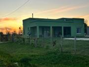 Quinta en Uribelarrea 3 ambientes con piscina