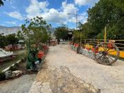 Quinta en venta dentro de Arteaga al lado de Santa Elena