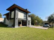 Quinta en venta en Bosques de la Silla San Mateo Juarez...