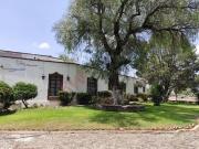 Quinta en venta remodelada para recibir a más de 80...