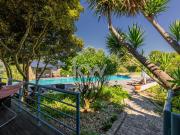 Quinta recatada com piscina num lote de 4.000 m2...