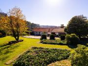 Quinta renovada com grande terreno privado em Vila Nova...