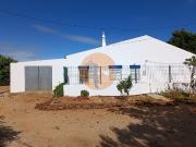 Quinta rural T4 com furo nora próximo da praia em...