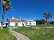 Quinta T4 junto Serra da Arrbida, com terreno de 2,95 Ha