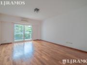 Quintana y Montevideo. Alquiler sin muebles. Cochera fija