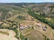 Quintas e casas rústicas em Sabóia