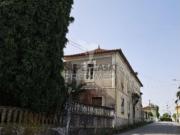 Quintas e casas rústicas T4 em Fiães