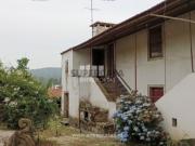 Quintas e casas rústicas T5 em Bagunte, Ferreiró,...