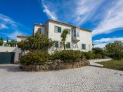 Quintas e casas rústicas T5 em Milharado