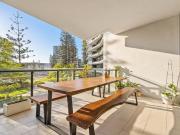 QUINTESSENTIAL BEACHSIDE LIVING