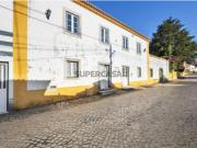 Quintinha com Duas Casas Independentes em zona histórica...