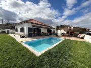 Quintinha com moradia, piscina, anexos e terreno Alcoentre