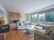 Quintinha em Canelas com moradia clássica T5 326m² Canelas