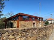 Quintinha para restauro com 2 Hectares em Guimarei,...