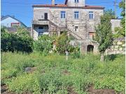Quintinha toda murada com casa em pedra situada em Riba... Quintinha toda murada com casa em pedra situada em Riba...