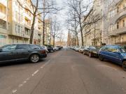 Quite apartment with original wooden floor on a side...