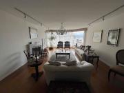 QUITO TENIS VENDO OPORTUNIDAD AMPLIO DEPARTAMENTO CON VISTA