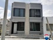 QUITUMBE 4 VENTA DE CASA EN CONJUNTO DORMITORIOS CON BAÑO