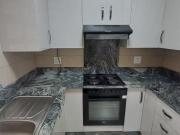 R10 000 | 1 Bedroom Apartment / Flat For Rent in North...