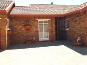 R10,130 pm 3 Bedroom Townhouse To Let in Birchleigh North