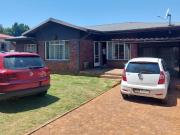 R12 500 | 4 Bedroom House For Rent in Boksburg South,...