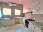 R13 500 | 3 Bedroom Apartment / Flat For Rent in...