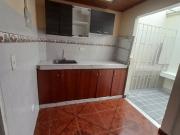 R389 Arriendo Apto estudio 4to piso Bosques de Mariana