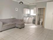 R4 950 | 0.5 Bedroom Apartment / Flat For Rent in...
