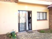 R5,410 pm 1 Bedroom Apartment To Let in Van Riebeeck Park