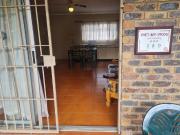 R6 200 | 1 Bedroom Cottage For Rent in Lanseria, Krugersdorp