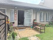 R7,380 pm 2 Bedroom Simplex To Let in Birchleigh