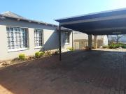 R7,400 pm 2 Bedroom Apartment To Let in Pelham