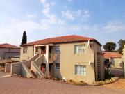 R8,950 pm 2 Bedroom Townhouse To Let in Vanderbijlpark SW 5