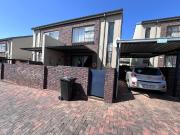 R9 000 | 2 Bedroom Townhouse For Rent in Noordheuwel,...
