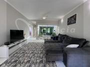 R$995mil Casa com piscina em Condomínio Sunset Village,...