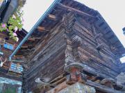 Raccard zum Renovieren mitten in Albinen auf 2 Etagen...