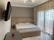 Racine. Localisation. Meublé. 130m. Terrasse