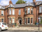 Radbourne Road, Balham SW12, 1 bed flat to rent, £1,900...